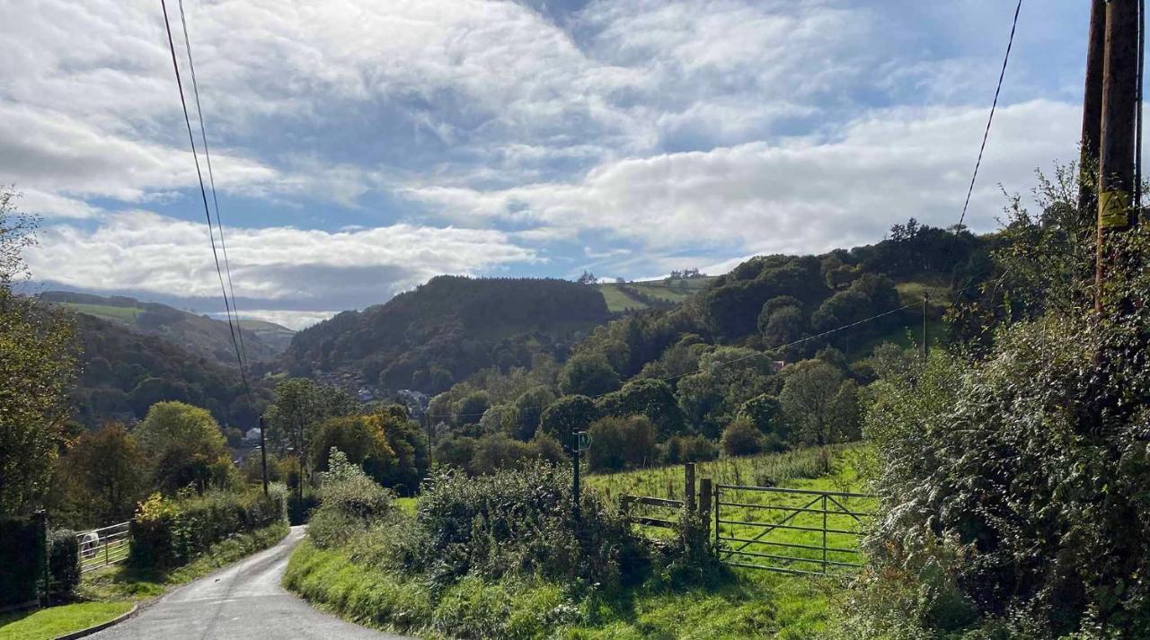 Oyo Glyn Valley Hotel Llansantffraid Llansantffraid Glyn Ceiriog Exteriör bild